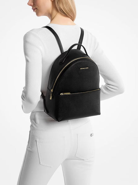 Mochila MK Sheila Medium logo dorado